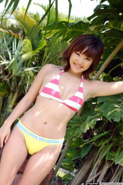 两男吃奶玩乳30分钟视频